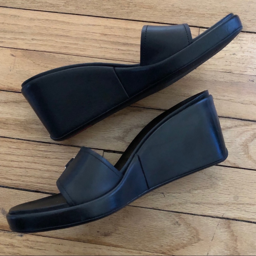Prada vintage ladies wedges size 37.5 - Picture 4 of 7